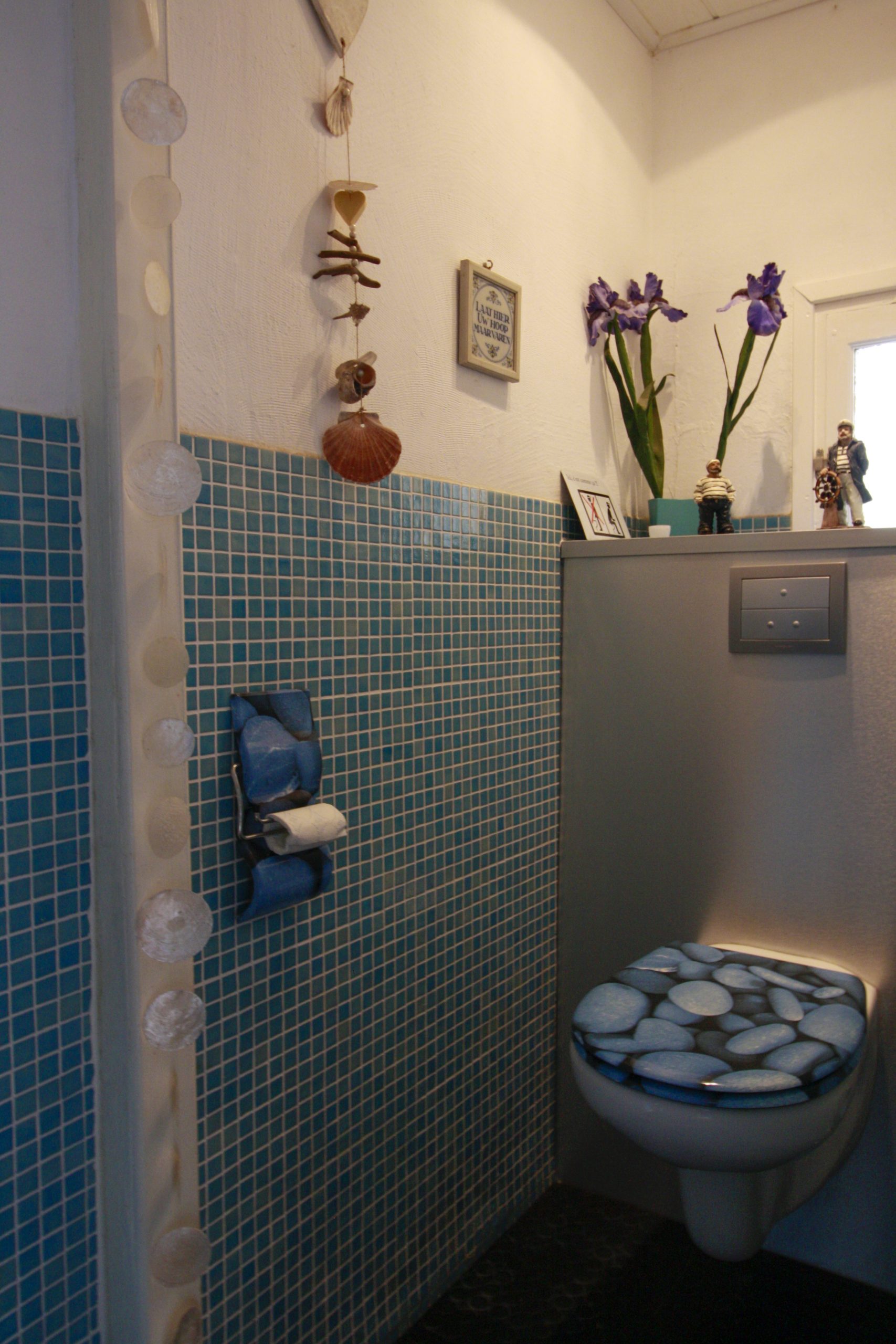 Modern en net toilet